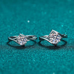 Bague de fiançailles en moissanite livré avec son certificat