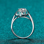 Bague de fiançailles en moissanite livré avec son certificat