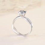 Bague de fiançailles en argent sterling sertie de moissanite 1 carat Vvs1  livre avec son certificat