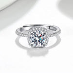 Bague de fiançailles en argent sertie de diamants moissanite