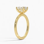 bague solitaire  en or , diamant
