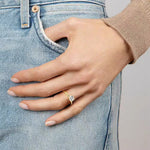 bague solitaire  en or , diamant