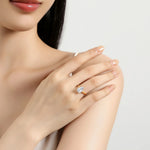 Bague de fiançailles en or sertie de diamants moissanite