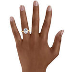 bague solitaire  en or , diamant